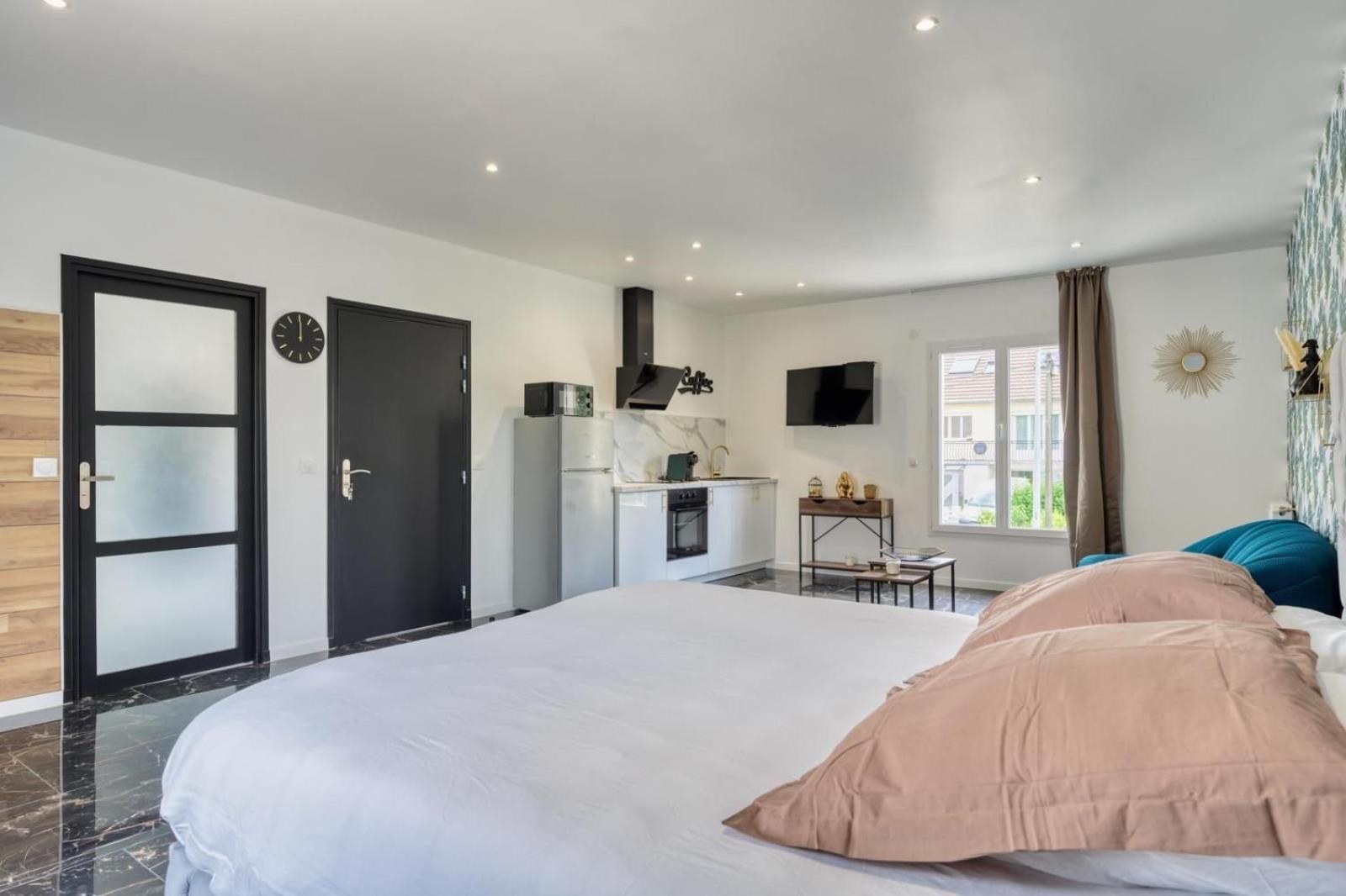 Studio 1 Coubron Экстерьер фото